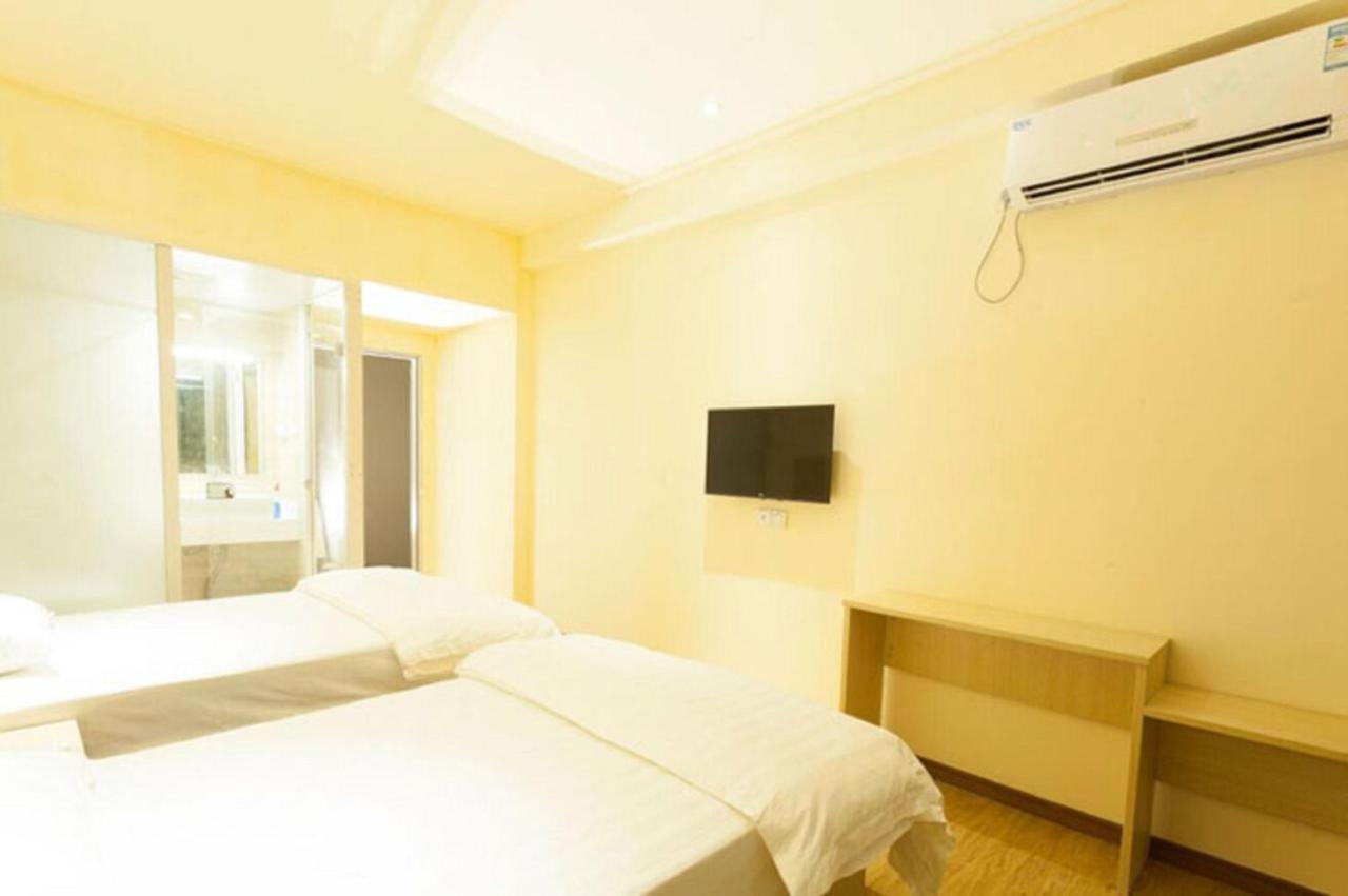 尼莫的家nemo'S Home Motel Koror Dış mekan fotoğraf